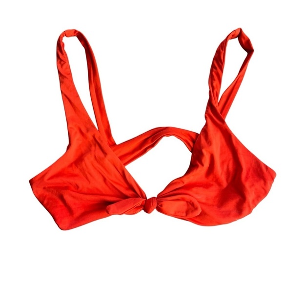 VITAMIN A Lou Bikini Top and Carmen Bikini Bottom Set in Papavero - Picture 6 of 10